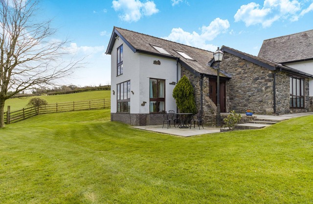 2 Derw Cottages - Deux Chambres Maison, Couchages 4