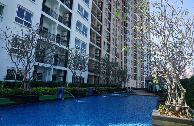 # 2 Exclusive Studio Chiang Mai Pool Sauna View 2