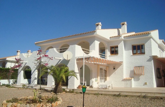 2 VILLAS ENTIÈRES SPÉCIALES ÉVÈNEMENTS 400M PLAGE SAN GINÈS - 26 PERSONNES.