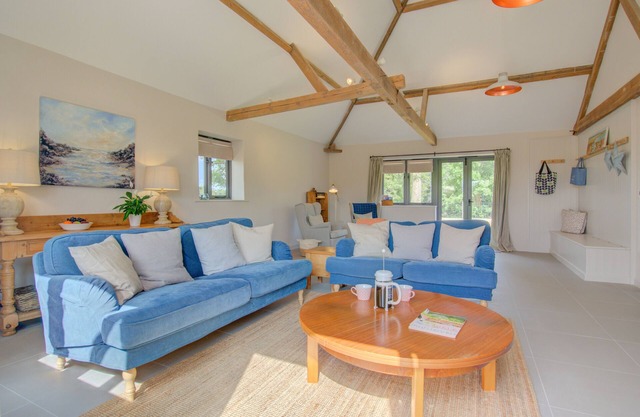 2 Hall Farm Barns - Deux Chambres Maison, Couchages 4