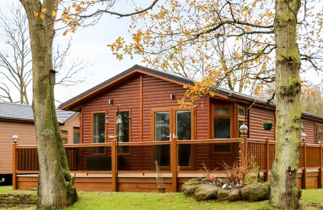 2 Haveringland Hall Holiday Lodge Park, REEPHAM