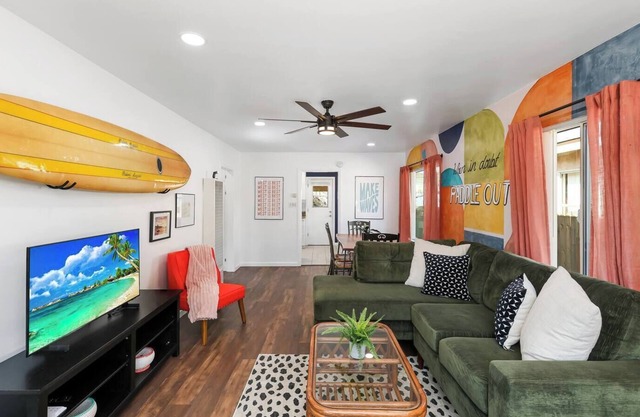 Home with Cottage 2 Kitchens Fire Pit Xbox A/C