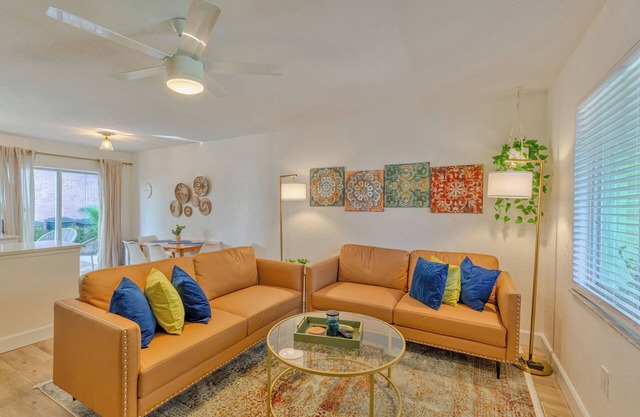 No Cleaning Fee January Availability Dunedin CSWY Free Honeymoon Island Pass
