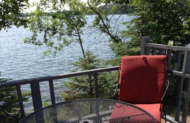 2 Lacs! Pontoon disponibles et chiens sont les bienvenus. 335 'Lakeshore Par Alexandrie