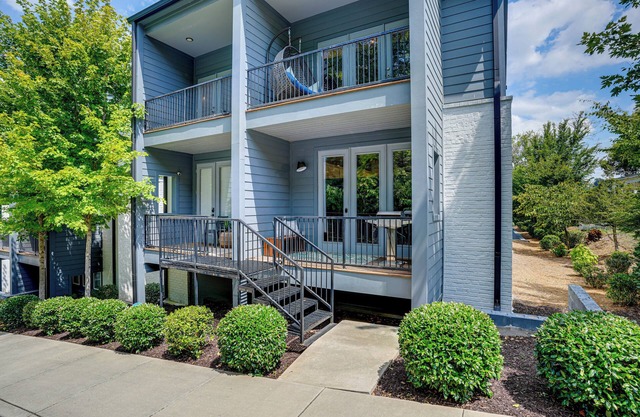 2 Mi to Downtown: Chattanooga Townhome w/Grill!