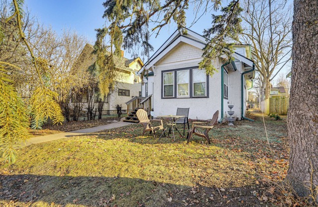 2 Mi to Downtown Minneapolis: Apt w/ Shared Yard
