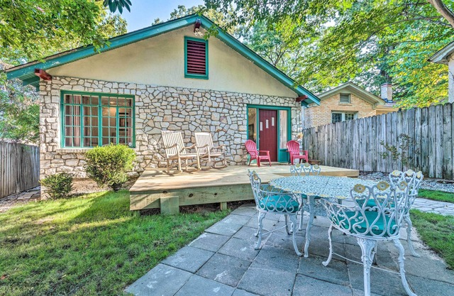 NOUVEAU! Hot Springs Home w / Patio, à 2 minutes du parc national!