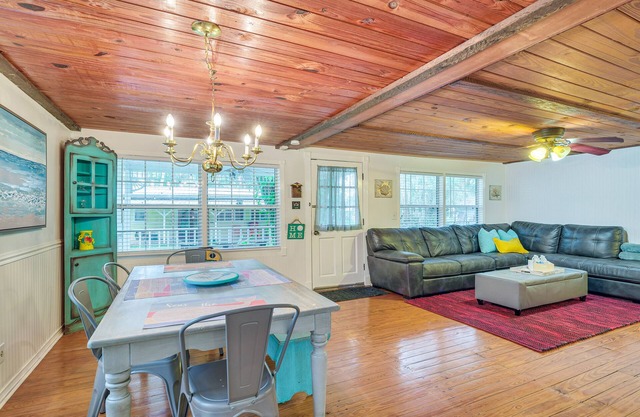 Quiet Retreat w/ Boat Parking, 2 Mi to Marina