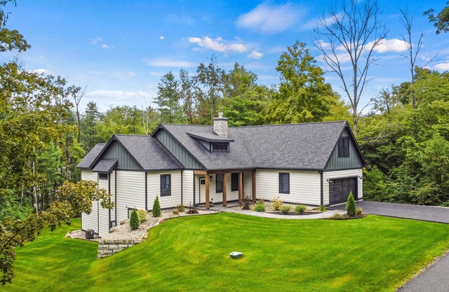 New 5-BR Home w/ Movie Theater, Bar, Game Room