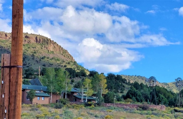 2 Mills Ranch - Basecamp for Adventure