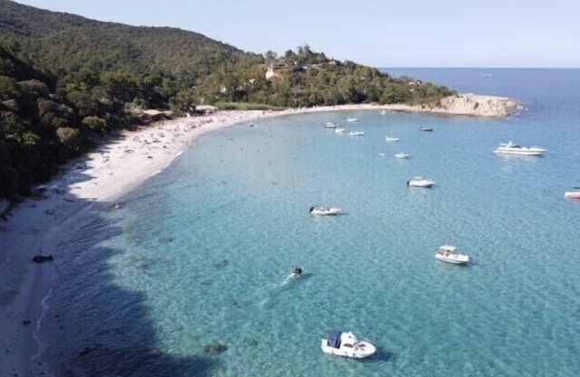 A 2 mn d'une magnfique plage location 4 Pers
