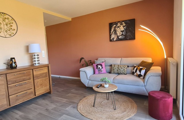 À 2 mn à pied de la plage des sable blanc, appartement rez-de-jardin et terrasse