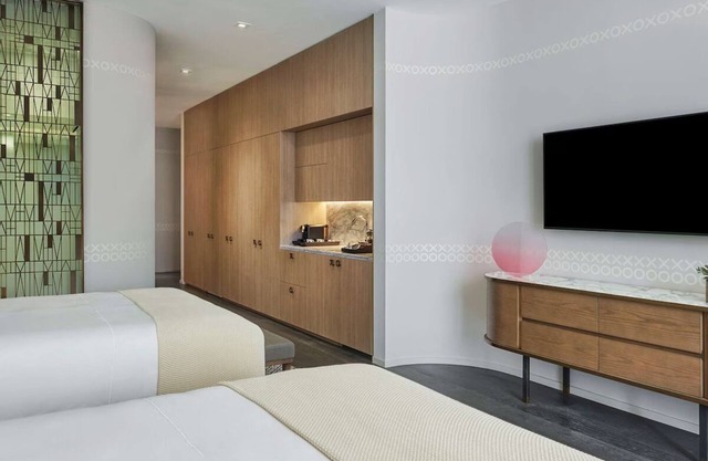 2 Modern Queen Rooms | SLS LUX w/ Rooftop Pool, Tennis & Fine Dining