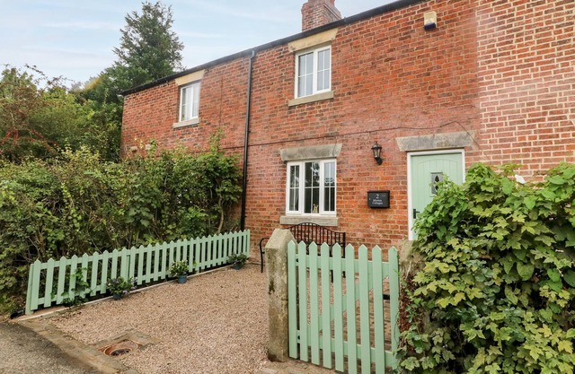 2 Morton Cottages, GARSTANG