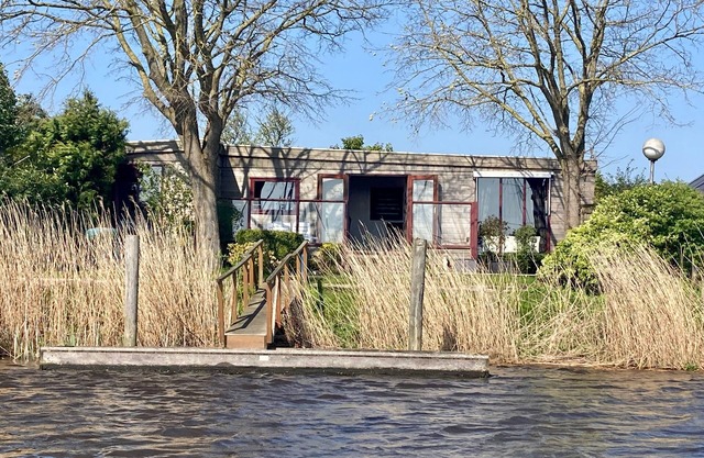 2 pers - maison König au bord du lac Lauwersmeer avec son propre quai de pêche Sauna