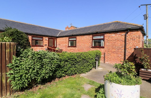 2 Pines Farm Cottages, TADCASTER