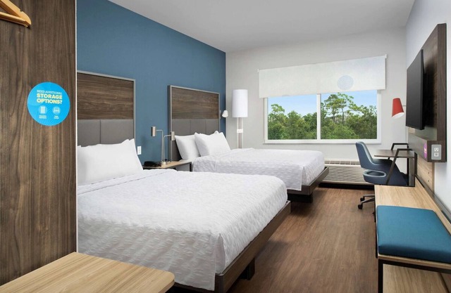 2 Queen Rooms | Tru by Hilton Orlando | Pet-friendly Stay w/Free Breakfast