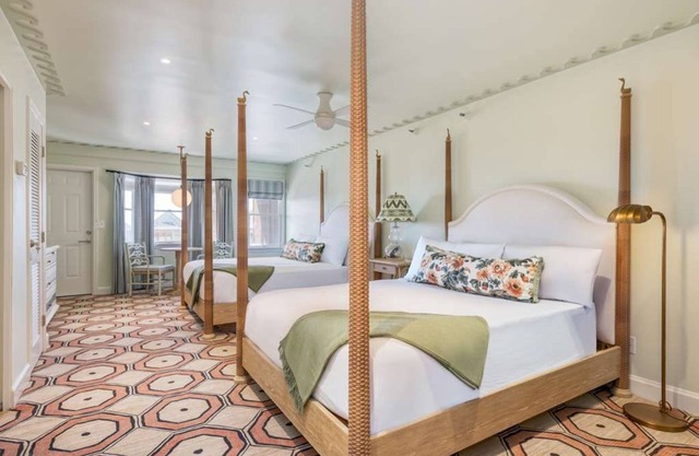 2 Queens | Private Beach + Award-Winning Spa