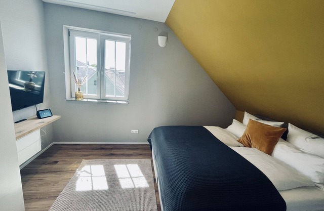 2-room apartment (20sqm) on the top floor with small kitchen
