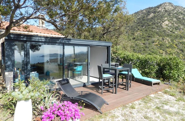 Appartement 2 pièces 4 pers avec parking et espace extérieur au Lavandou