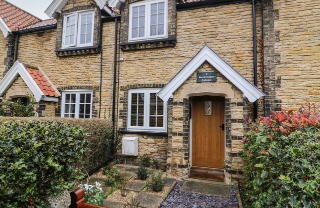 2 Sandringham Cottages, ELLOUGHTON
