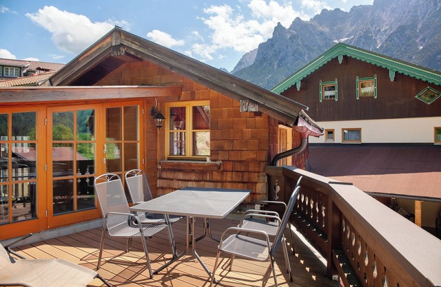 Appartement de 2 étages "Rubin" près de la remonte-pente avec vue montagne, Wi-Fi et terrasse