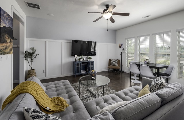 2 Story Townhome Within 30 Minutes of Everything