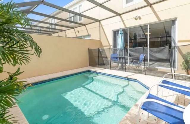 2 Sunny Florida, Pools, Disney Magic, near Golf, Animal Kingdom & Universal S