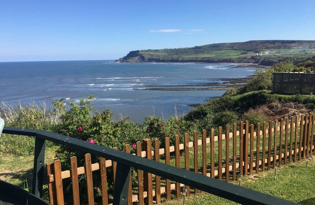2 The Close, ROBIN HOOD’S BAY