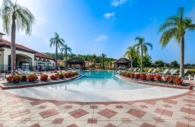 2 Units in Bella Vida Resort-Up to 40 Guests!