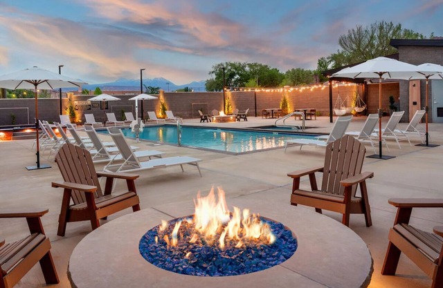 2 Units | Near Downtown Gnaria Stay | Gravity Haus, Outdoor Pool