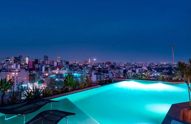 2 Urban Rooms, Hot Tub & Yoga - Steps from Parque México! Valet Parking