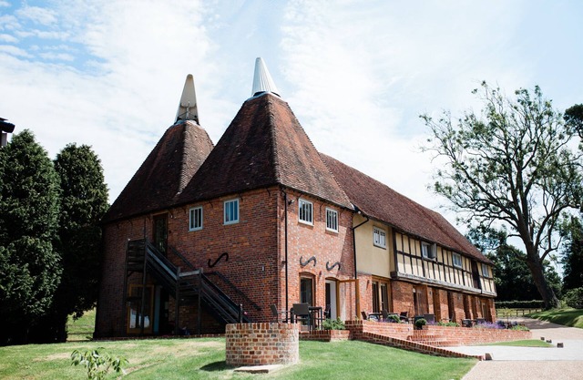 2 Weaver's Cottage - email for a discount on 3-6 night stay