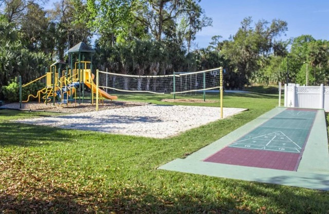 2 Convenient Units Near Imagination Station Park, Free Breakfast & Parking
