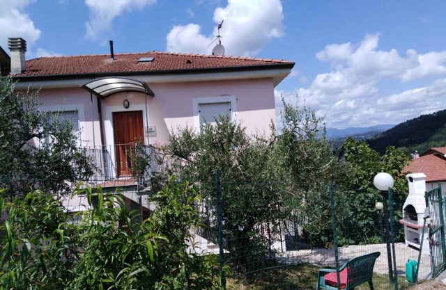 20 minutes de la famille des Cinque Terre Appartement avec jardin et barbecue