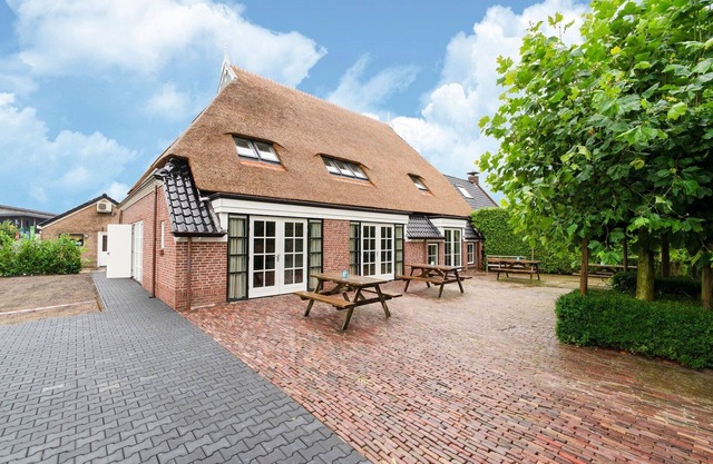Ferme א Noardurgum avec sauna