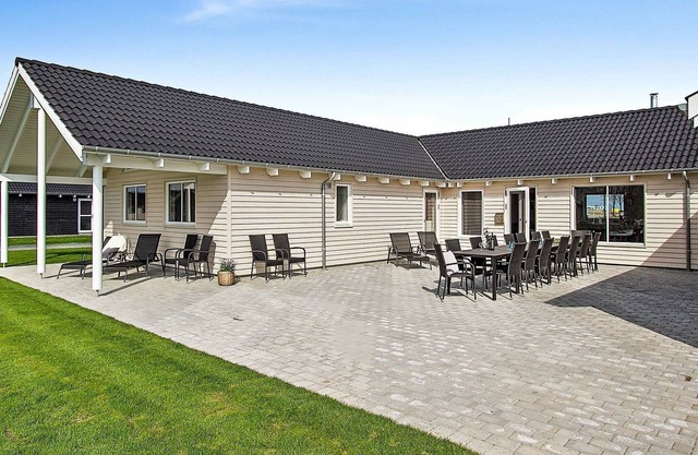 Maison de vacances pour 20 a Hasselberg