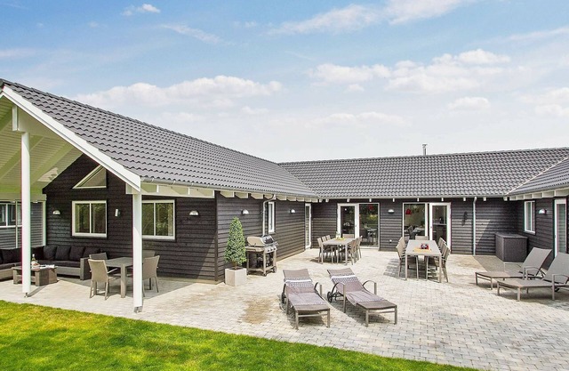 Maison de vacances pour 20 a Hasselberg