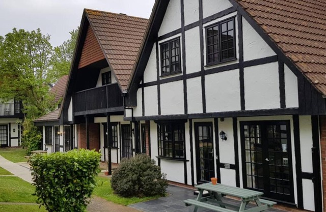 20 Tudor Court " Four Star AA accommodation"