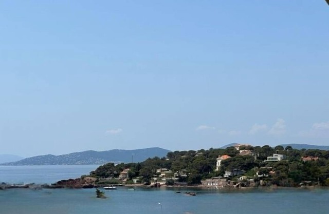 200 m de la mer | 5 min du centre | Wifi