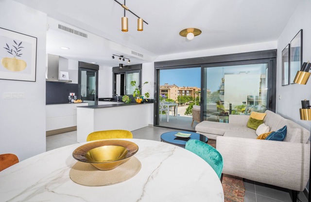 200m from Arenal Beach, sea front, big terrace