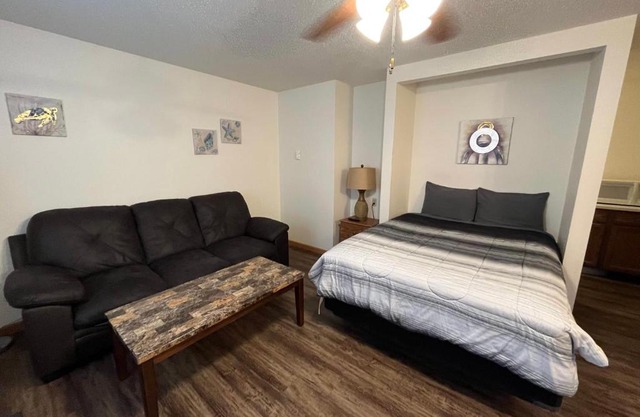 201-I E Veterans St by Patriot Properties