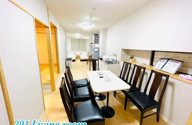 201 Kitchen and Nice 2 bathrooms 14 people / Naha Okinawa