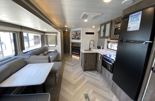 Brand New 2022 Glamper on Lake Poygan with boat slip