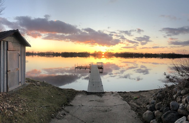 La cabane sur Amelia - GRAND lac à l'année sur le magnifique lac Amelia!