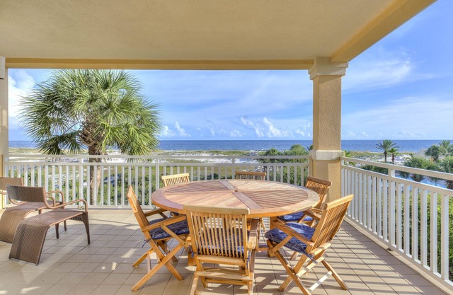 206W ~ Condo d'angle attrayant 3BR / 3BR avec vue sur le golfe