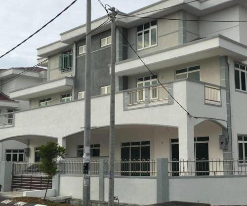 20Pax 3-Storey SemiD 5Room&5Bathroom Sweet Dream Home Sitiawan