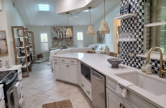2120 Beach Rental- 500 ft from the Beach - Welcome to Paradise!
