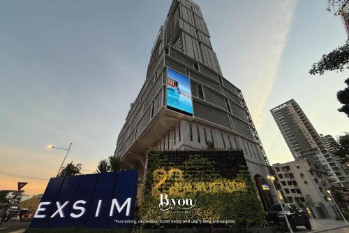 22 Macalisterz Premium Suites by Flash Group