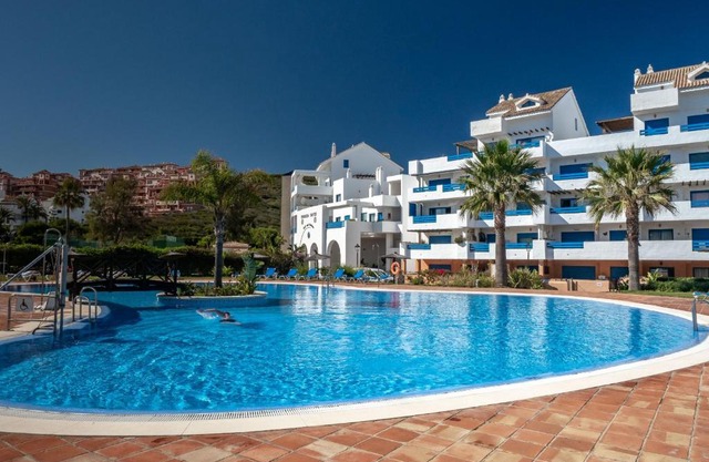 2284-Apt with big terrace with sea view